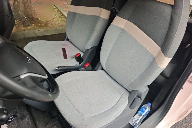 Used Wuling Hongguang MINIEV 2021 Macaron Premium Model – Lithium-NMC Left Front Seat