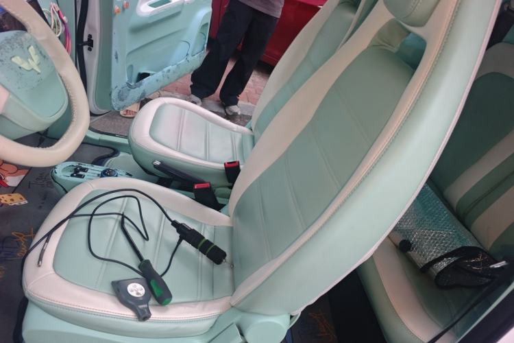 Used Wuling Hongguang MINIEV 2021 Macaron Fashion Edition Lithium-Ion Battery Left Front Seat