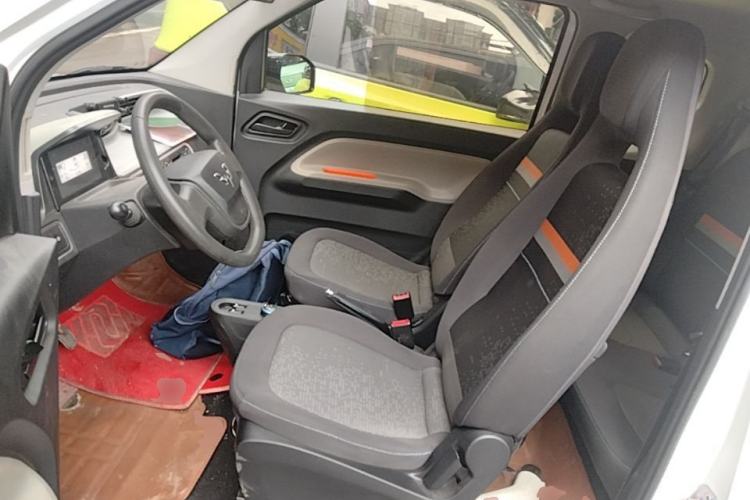 Used Wuling Hongguang MINIEV 2021 Macaron Fashion Model Lithium Iron Phosphate Left Front Seat