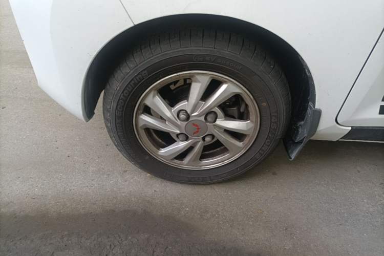 Used Wuling Hongguang MINIEV 2021 Macaron Premium Model – Lithium-NMC Left Front Wheel Hub