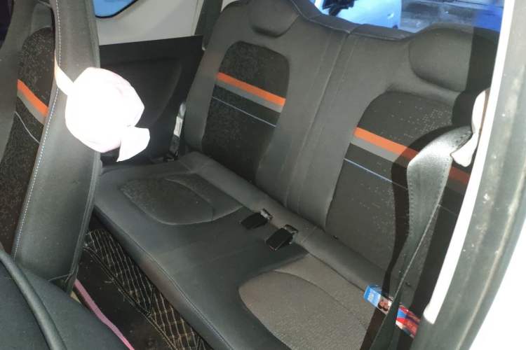 Used Wuling Hongguang MINIEV 2021 Macaron Fashion Edition Lithium-Ion Battery Left Rear Seat