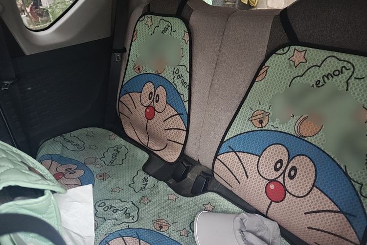 Used Wuling Hongguang MINIEV 2021 Macaron Fashion Model Lithium Iron Phosphate Left Rear Seat