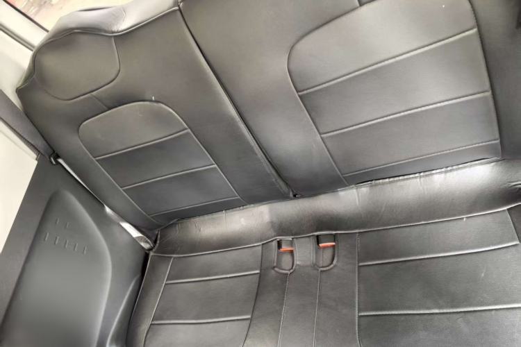 Used Wuling Hongguang MINIEV 2021 Macaron Fashion Edition Lithium-Ion Battery Left Rear Seat