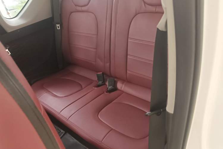 Used Wuling Hongguang MINIEV 2021 Macaron Fashion Edition Lithium-Ion Battery Left Rear Seat