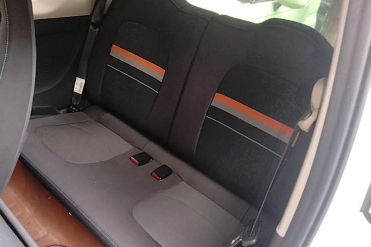 Used Wuling Hongguang MINIEV 2021 Macaron Fashion Model Lithium Iron Phosphate Left Rear Seat
