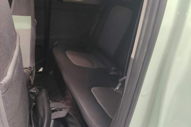 Used Wuling Hongguang MINIEV 2021 Macaron Fashion Edition Lithium-Ion Battery Left Rear Seat