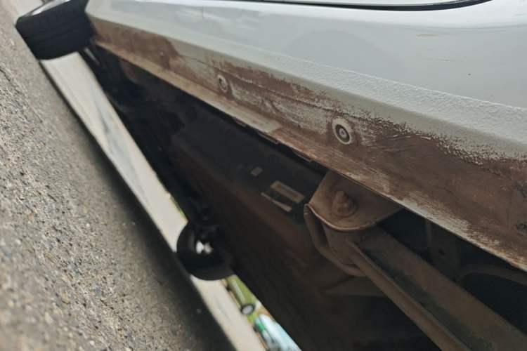 Used Wuling Hongguang MINIEV 2021 Macaron Fashion Edition Lithium-Ion Battery Left Side Sill