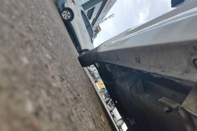 Used Wuling Hongguang MINIEV 2021 Macaron Premium Model – Lithium Iron Phosphate Left Side Sill