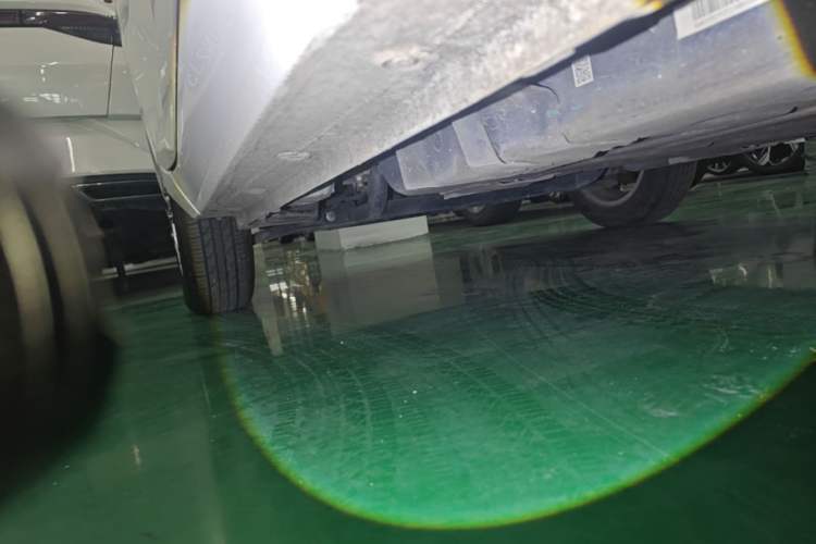 Used Wuling Hongguang MINIEV 2021 Macaron Premium Model – Lithium Iron Phosphate Left Side Sill