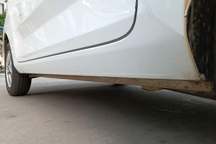Used Wuling Hongguang MINIEV 2021 Macaron Fashion Model Lithium Iron Phosphate Left Side Sill