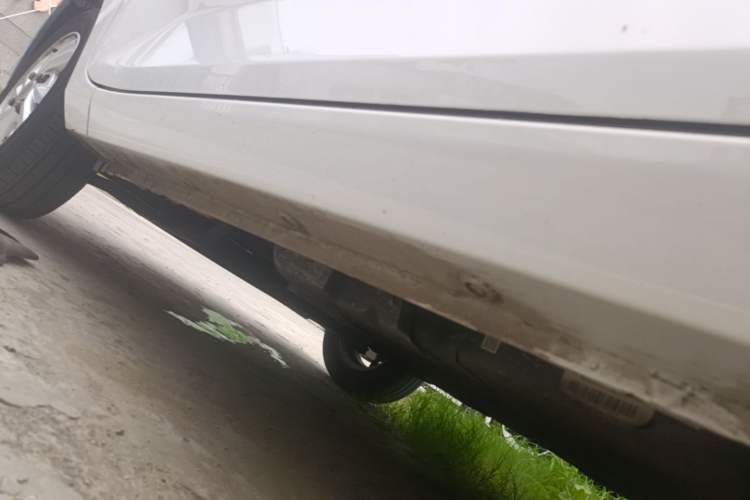 Used Wuling Hongguang MINIEV 2021 Macaron Fashion Edition Lithium-Ion Battery Left Side Sill