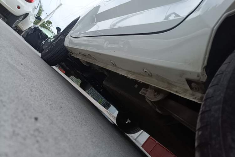 Used Wuling Hongguang MINIEV 2021 Macaron Fashion Model Lithium Iron Phosphate Left Side Sill