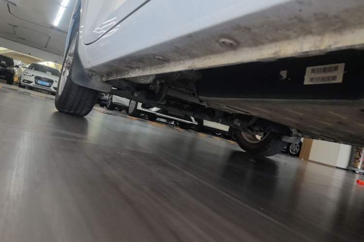 Used Wuling Hongguang MINIEV 2021 Macaron Fashion Model Lithium Iron Phosphate Left Side Sill