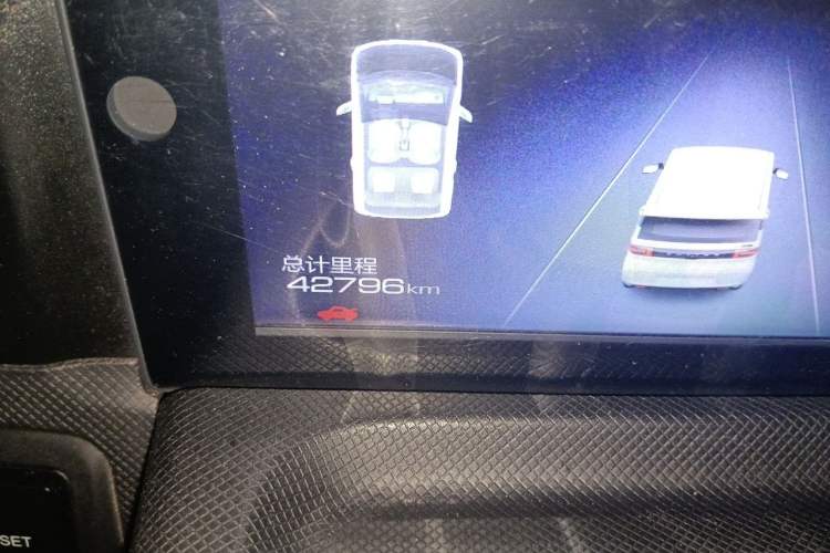 Used Wuling Hongguang MINIEV 2021 Macaron Fashion Model Lithium Iron Phosphate Odometer Close Up