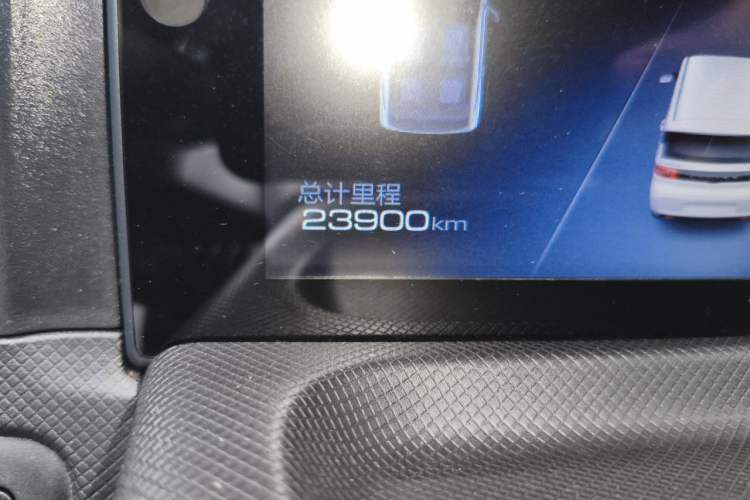 Used Wuling Hongguang MINIEV 2021 Macaron Fashion Edition Lithium-Ion Battery Odometer Close Up