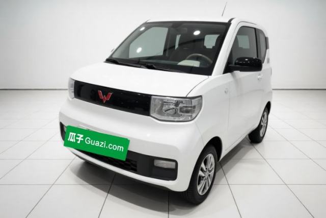 Ojetý Wuling Hongguang MINIEV 2021 Macaron Fashion Model Lithium Iron Phosphate