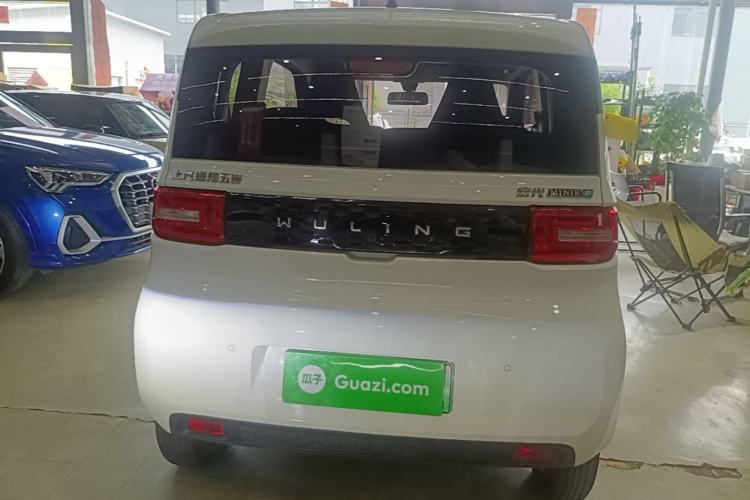 Used Wuling Hongguang MINIEV 2021 Macaron Fashion Model Lithium Iron Phosphate Rear