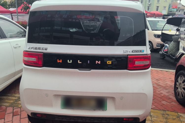 Used Wuling Hongguang MINIEV 2021 Macaron Sandwich Model 120 km Lithium Iron Phosphate Rear