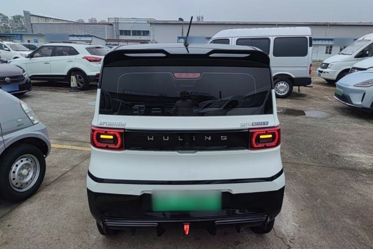 Used Wuling Hongguang MINIEV 2021 Macaron Fashion Edition Lithium-Ion Battery Rear