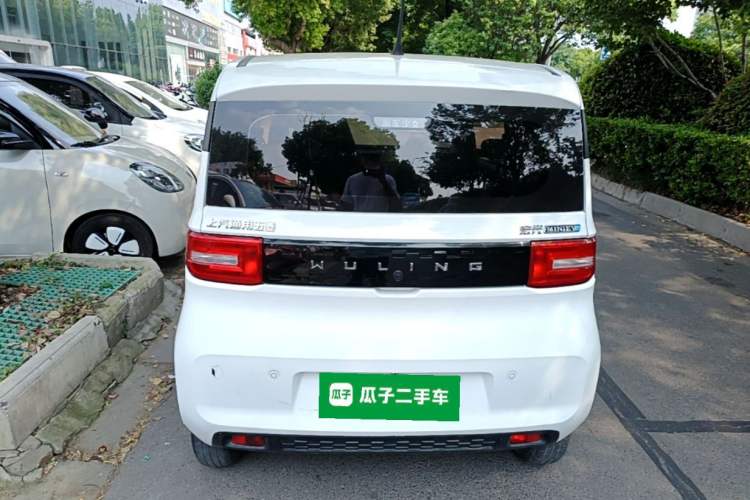 Used Wuling Hongguang MINIEV 2021 Macaron Fashion Model Lithium Iron Phosphate Rear