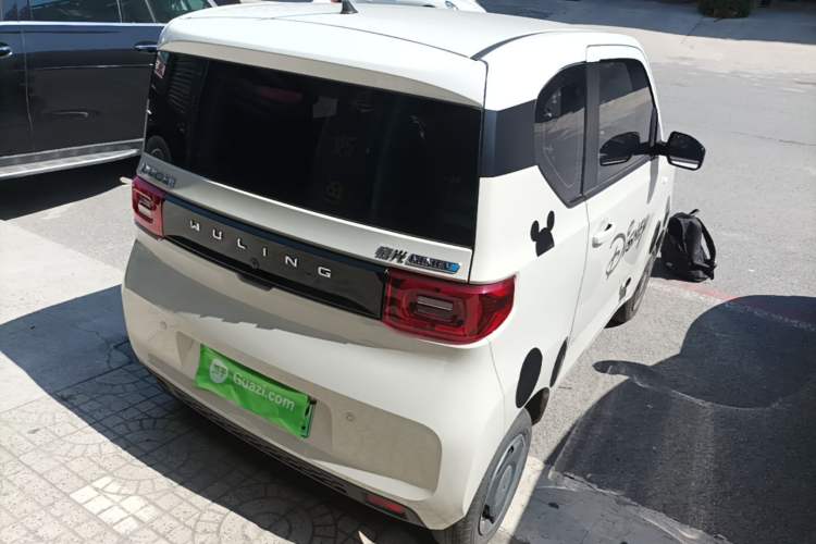 Used Wuling Hongguang MINIEV 2021 Macaron Sandwich Model 120 km Lithium NMC Rear Right 45 Deg