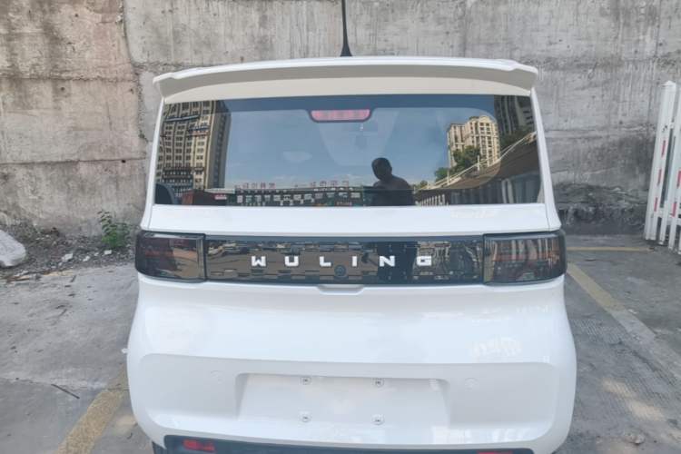 Used Wuling Hongguang MINIEV 2021 Macaron Premium Model – Lithium Iron Phosphate Rear