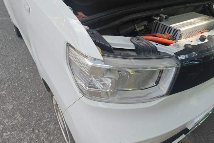 Used Wuling Hongguang MINIEV 2021 Macaron Fashion Edition Lithium-Ion Battery Right Front Headlight
