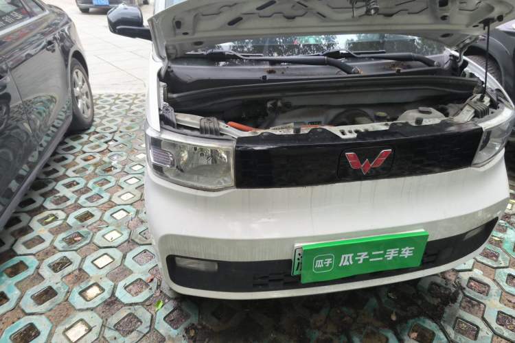 Used Wuling Hongguang MINIEV 2021 Macaron Premium Model – Lithium-NMC Right Front Headlight