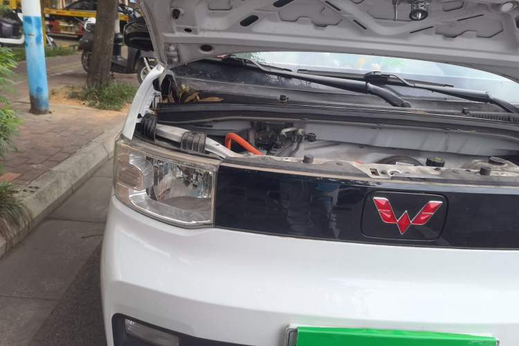 Used Wuling Hongguang MINIEV 2021 Macaron Premium Model – Lithium Iron Phosphate Right Front Headlight