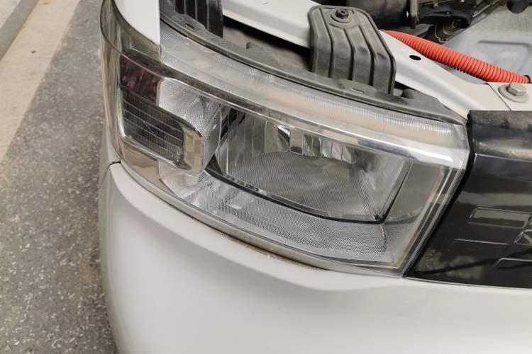 Used Wuling Hongguang MINIEV 2021 Macaron Fashion Edition Lithium-Ion Battery Right Front Headlight