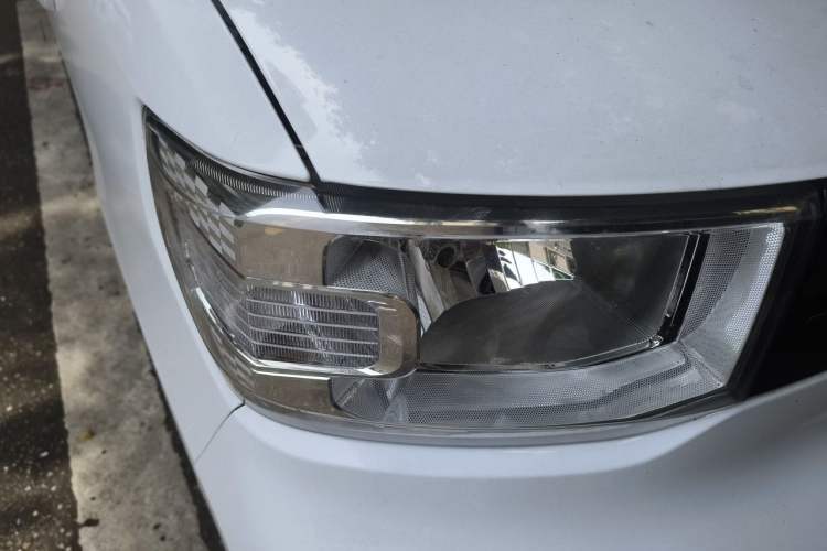 Used Wuling Hongguang MINIEV 2021 Macaron Premium Model – Lithium Iron Phosphate Right Front Headlight