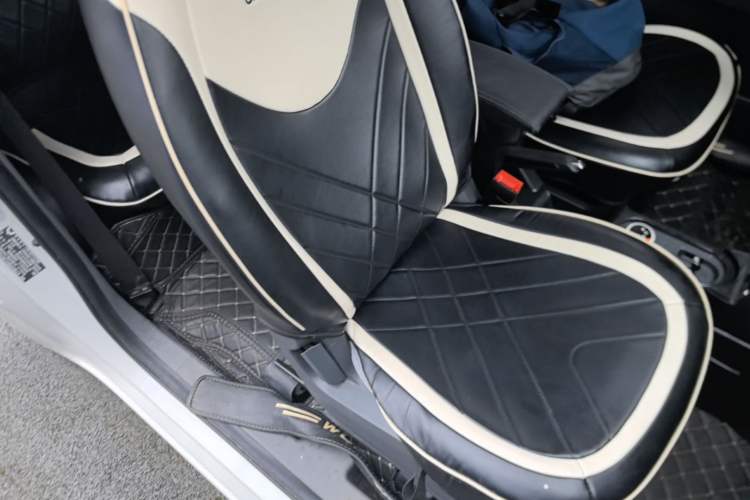 Used Wuling Hongguang MINIEV 2021 Macaron Premium Model – Lithium Iron Phosphate Right Front Seat