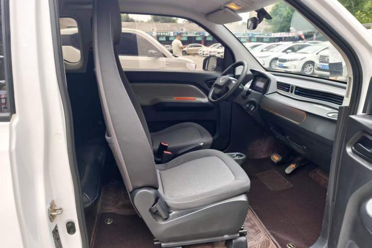 Used Wuling Hongguang MINIEV 2021 Macaron Fashion Edition Lithium-Ion Battery Right Front Seat