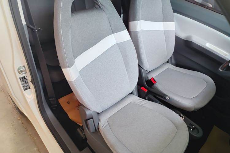 Used Wuling Hongguang MINIEV 2021 Macaron Premium Model – Lithium Iron Phosphate Right Front Seat