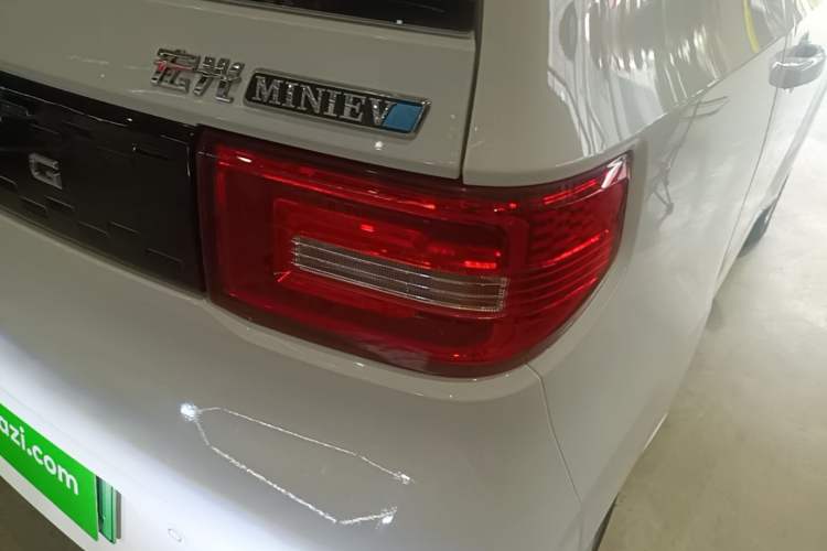 Used Wuling Hongguang MINIEV 2021 Macaron Fashion Model Lithium Iron Phosphate Right Rear Taillight