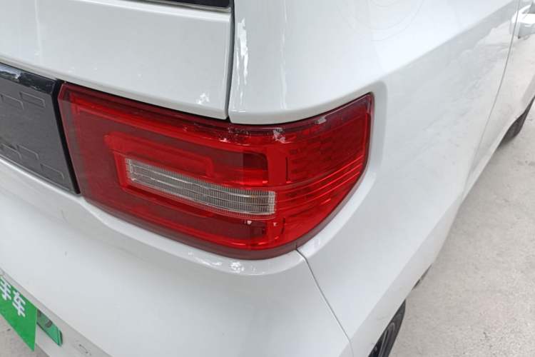 Used Wuling Hongguang MINIEV 2021 Macaron Fashion Model Lithium Iron Phosphate Right Rear Taillight