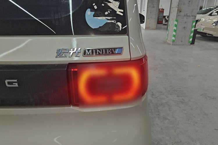 Used Wuling Hongguang MINIEV 2021 Macaron Premium Model – Lithium-NMC Right Rear Taillight