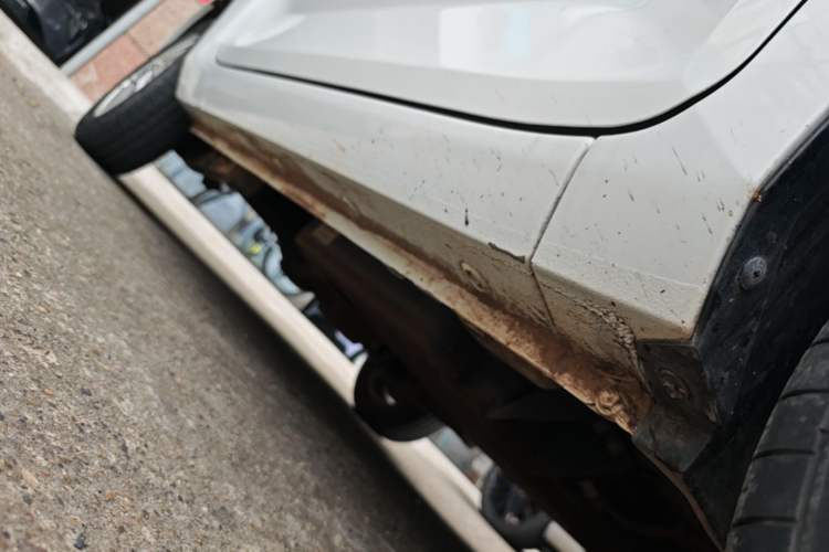 Used Wuling Hongguang MINIEV 2021 Macaron Fashion Edition Lithium-Ion Battery Right Side Sill