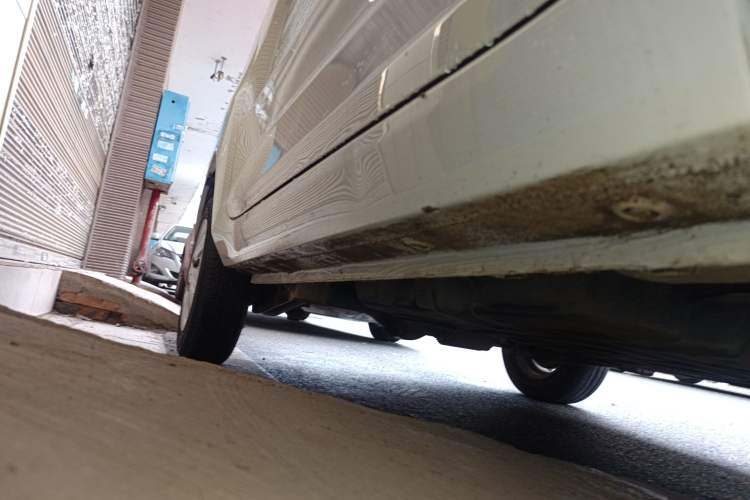 Used Wuling Hongguang MINIEV 2021 Macaron Premium Model – Lithium Iron Phosphate Right Side Sill