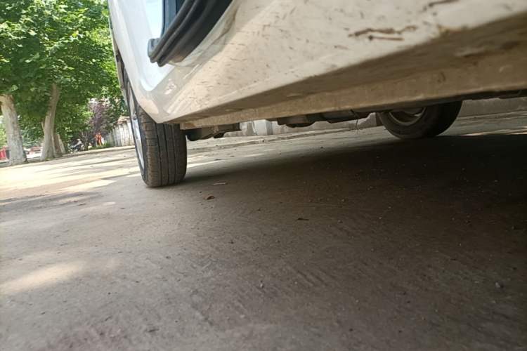 Used Wuling Hongguang MINIEV 2021 Macaron Premium Model – Lithium-NMC Right Side Sill