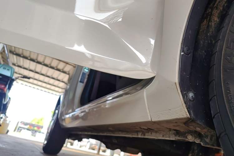 Used Wuling Hongguang MINIEV 2021 Macaron Premium Model – Lithium Iron Phosphate Right Side Sill