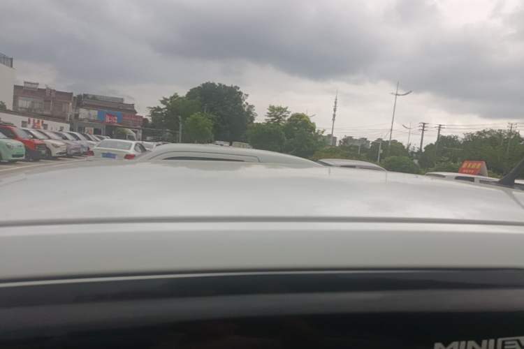 Used Wuling Hongguang MINIEV 2021 Macaron Fashion Edition Lithium-Ion Battery Roof