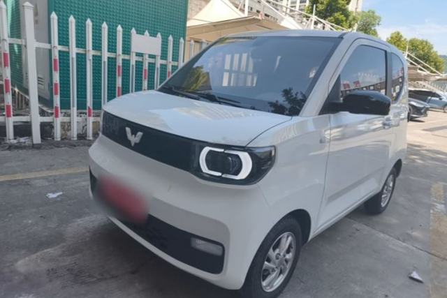 Ojetý Wuling Hongguang MINIEV 2021 Macaron Premium Model – Lithium Iron Phosphate