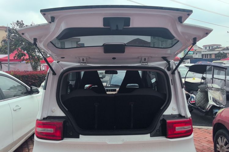 Used Wuling Hongguang MINIEV 2021 Macaron Sandwich Model 120 km Lithium Iron Phosphate Trunk