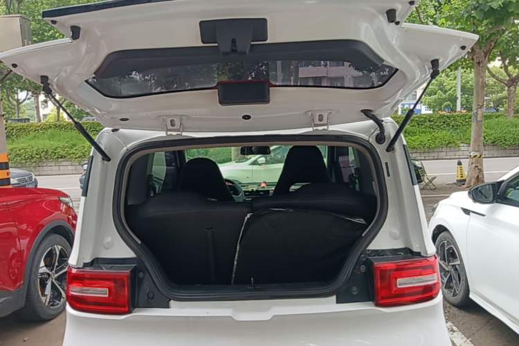Used Wuling Hongguang MINIEV 2021 Macaron Fashion Edition Lithium-Ion Battery Trunk
