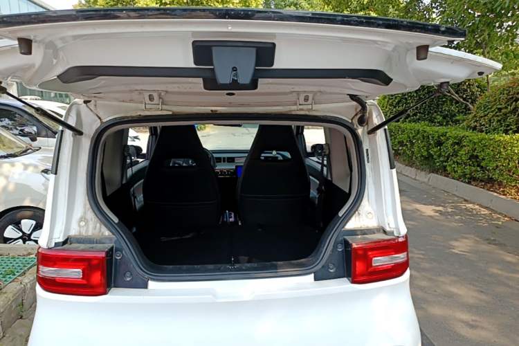 Used Wuling Hongguang MINIEV 2021 Macaron Fashion Model Lithium Iron Phosphate Trunk