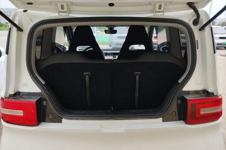 Used Wuling Hongguang MINIEV 2021 Macaron Premium Model – Lithium-NMC Trunk