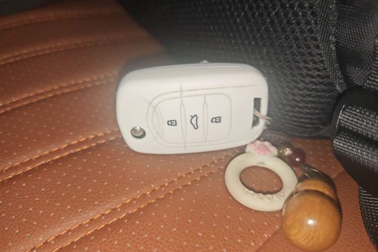 Used Wuling Hongguang MINIEV 2021 Macaron Fashion Model Lithium Iron Phosphate Vehicle Key