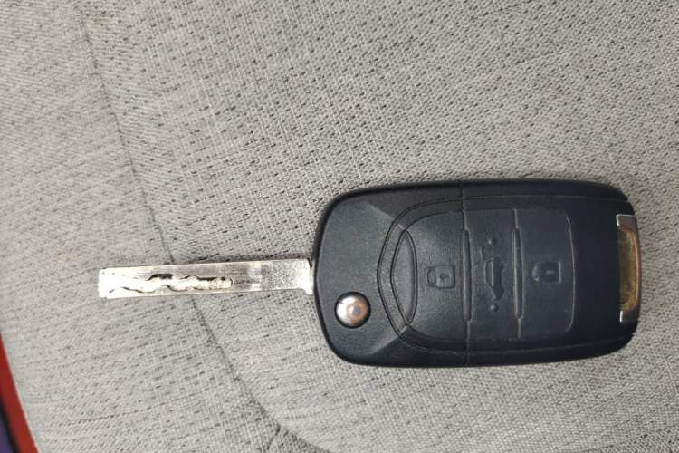 Used Wuling Hongguang MINIEV 2021 Macaron Fashion Edition Lithium-Ion Battery Vehicle Key