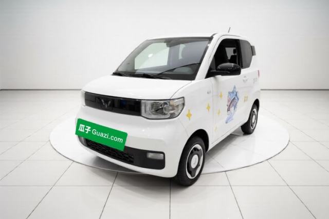 Używany Wuling Hongguang MINIEV 2021 Macaron Premium Model – Lithium Iron Phosphate